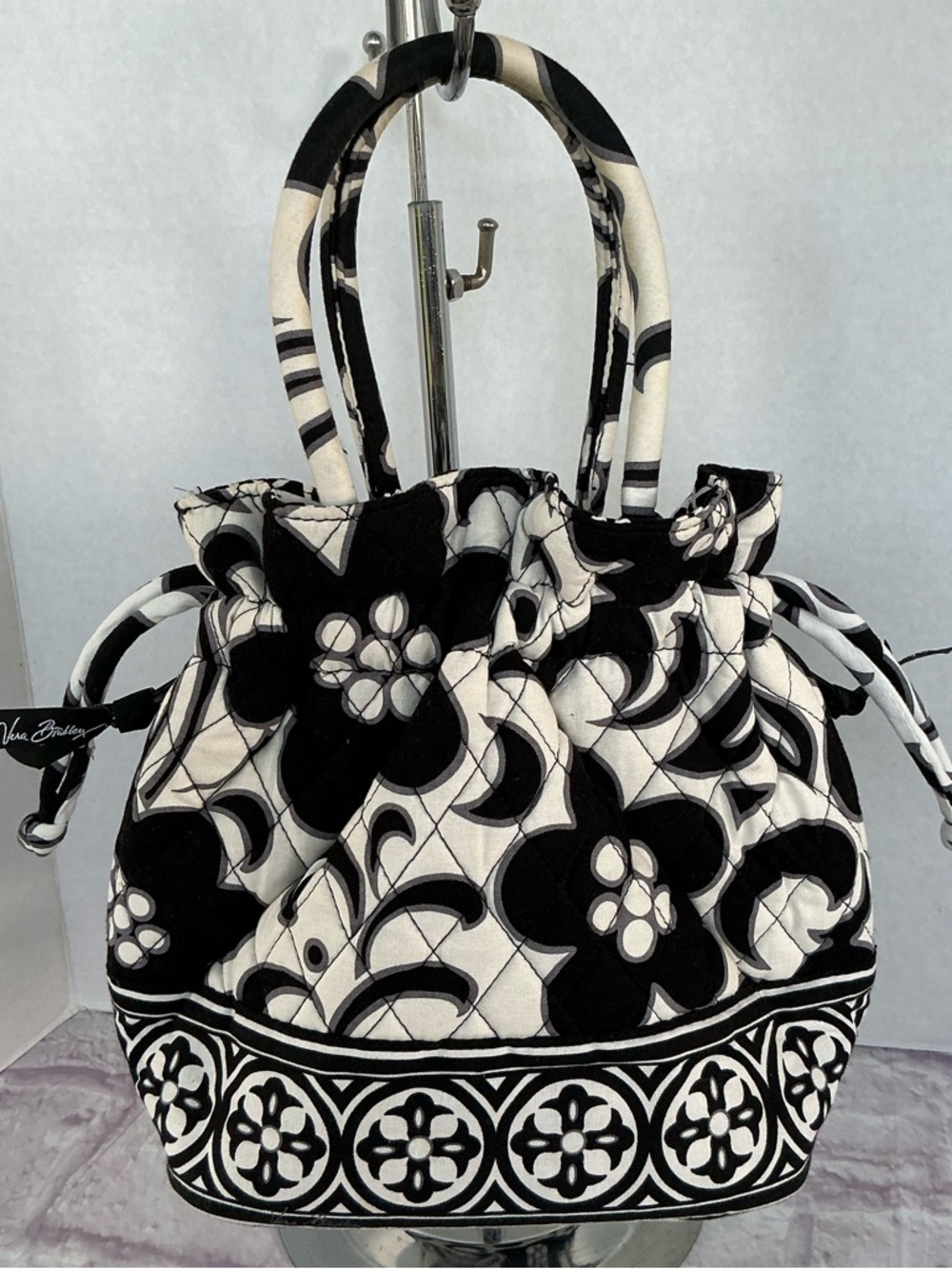 VERA BRADLEY Night & Day Draw String Satchel Black & White Floral Quilted Purse - Picture 15 of 15